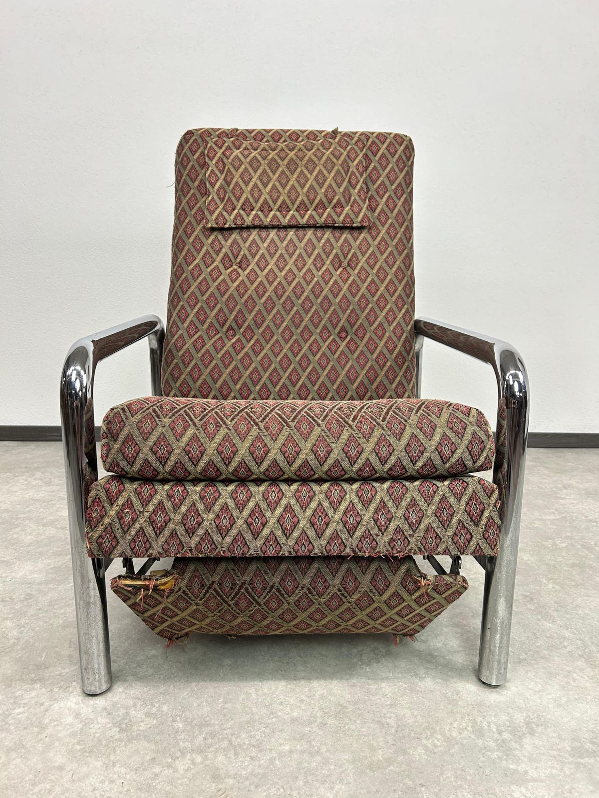 Vintage Tubular Chrome Recliner By Milo Baughman For James Inc./Thayer Coggin photo vintage