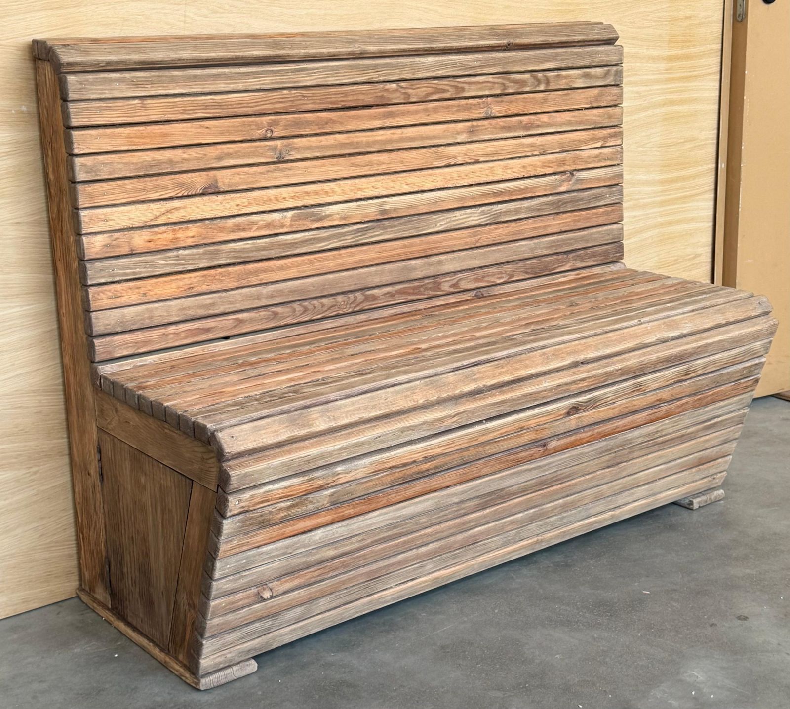 Paire de bancs en pin massif « Mobila » photo vinterior