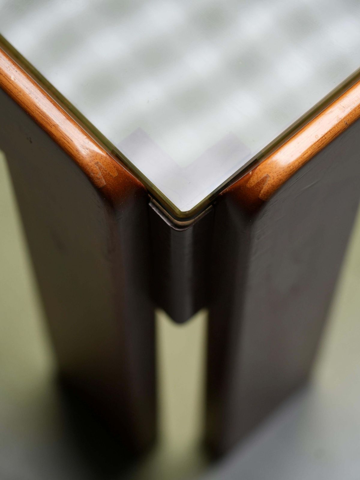 photo furniture Afra And Tobia Scarpa Coffee Table In Walnut And Glass, Italy, 1960's