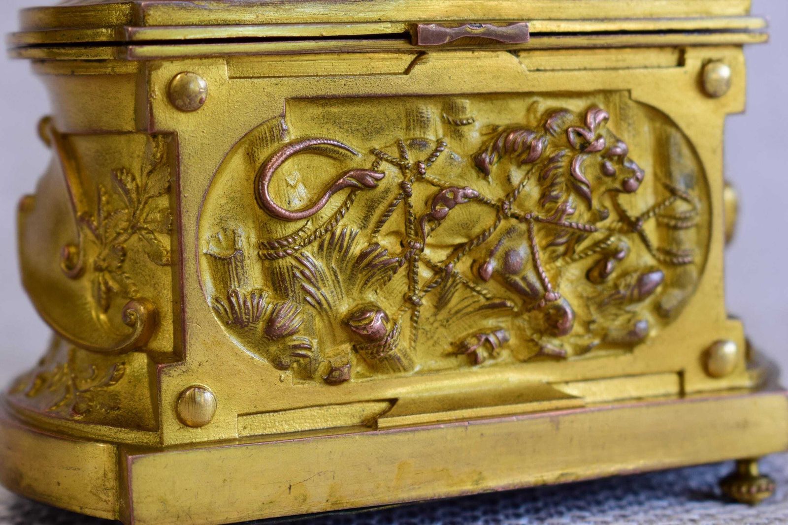Rare Antique French Jewelry Casket The Fables Of Lafontaine, The Fox And The Crow Box, The Lion And The Rat photo vinterior
