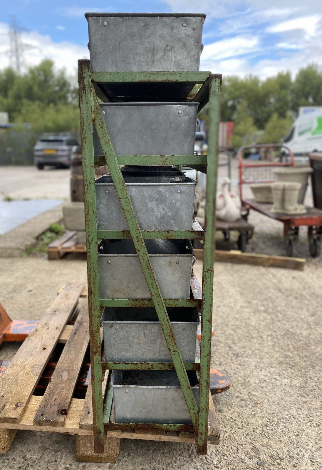 Industrial Totepan 6 Tier Storage Unit For 24 Pans photo for sale