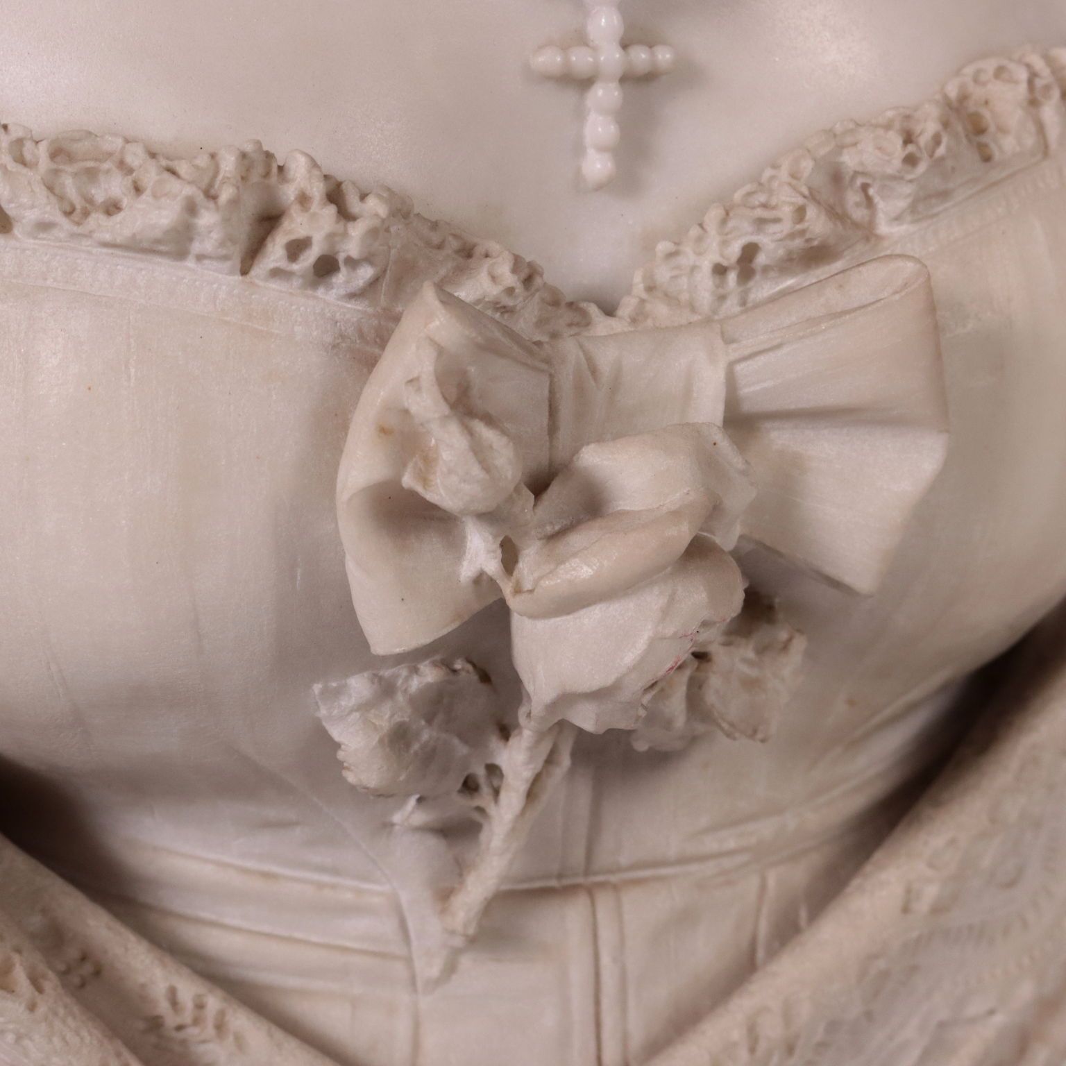 Bust Of A Woman White Carrara Marble Italy Second Half 19th Century photo vinterior