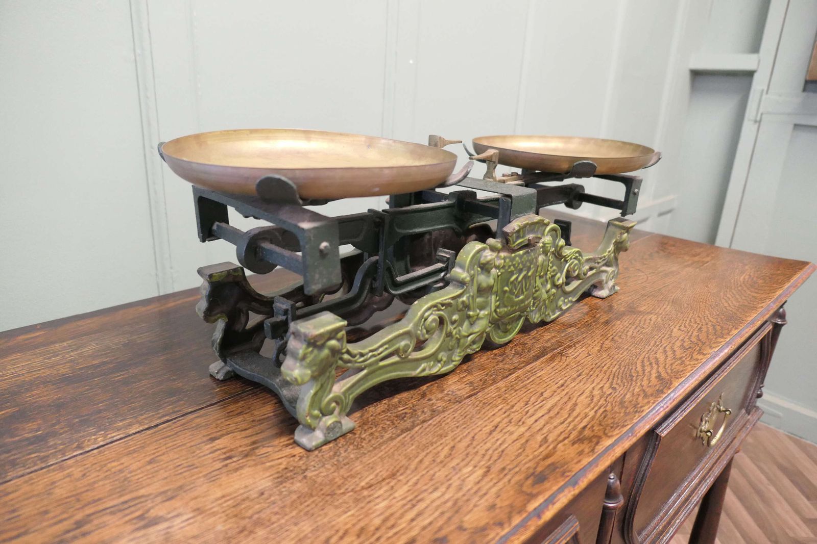 Attractive 19th Century French Grocer’s Balance Scales photo vinterior