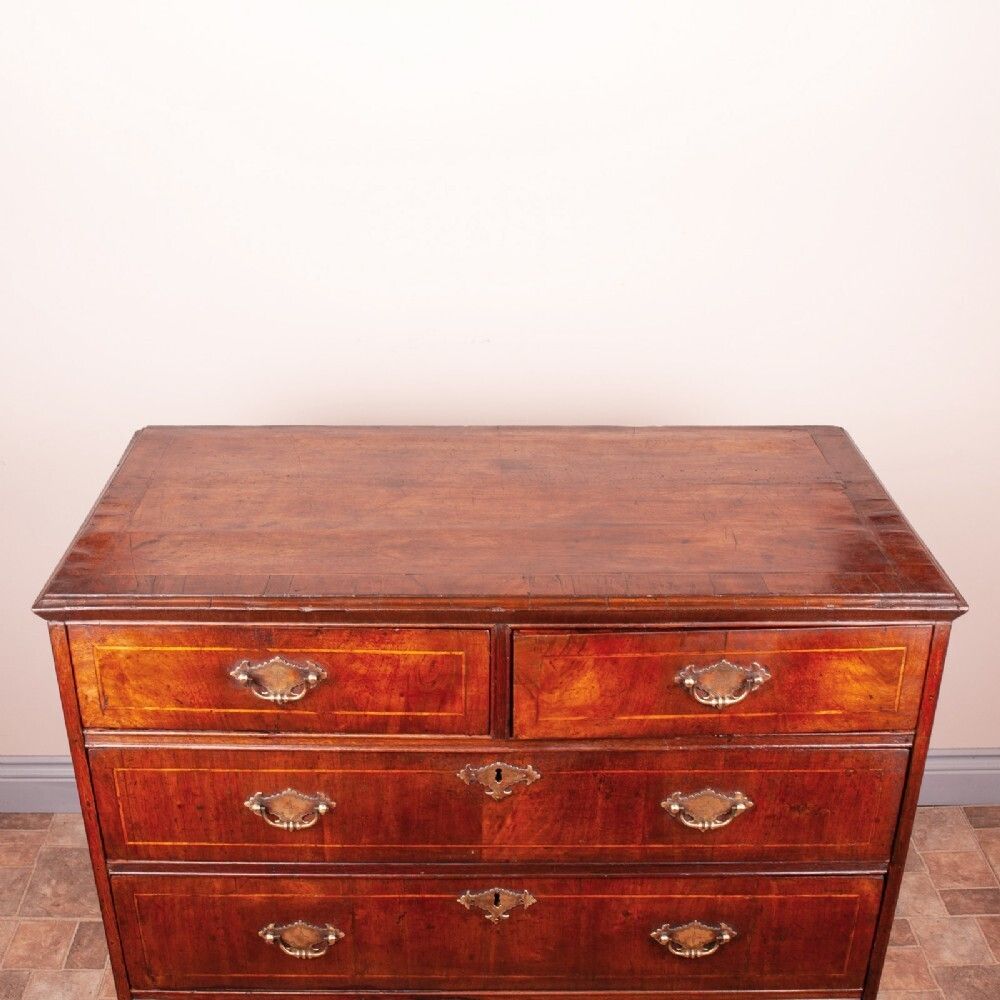 Furniture Early Georgian Walnut Chest Of Drawers photo