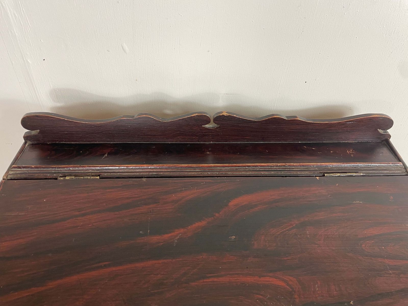 Victorian Original Painted Pine 5 Drawer Desk. photo Furniture