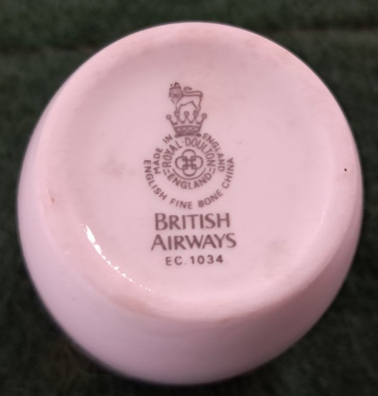 Rare Vintage Royal Doulton For British Airways Set Of 19 Egg Cups & Saucers photo 95.0