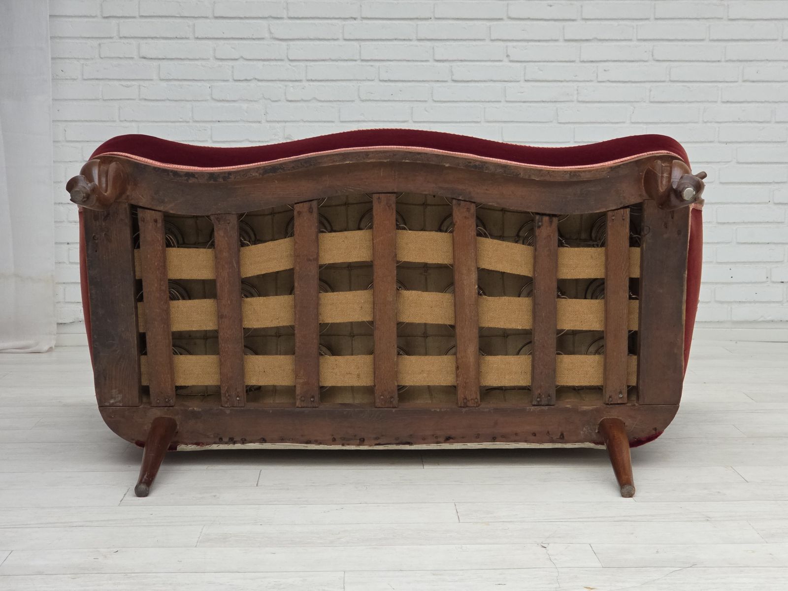 photo vintage 1920 30s, Danish 2 Seater Sofa, Furniture Velour, Ash Wood, Reupholstered.