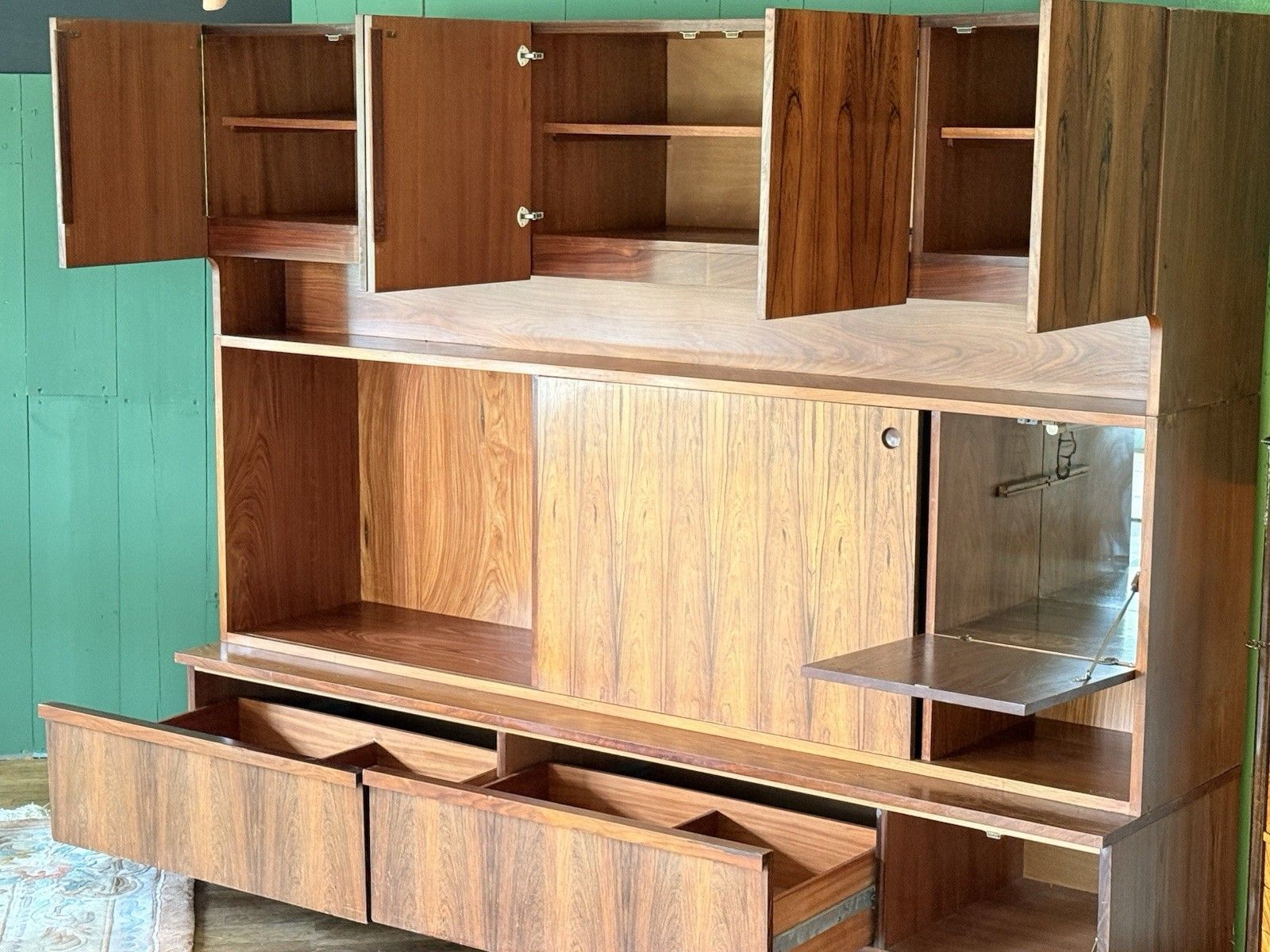 Mid Century Modern Robert Heritage For Archie Shine Wall Unit Retailed By Heals photo vinterior