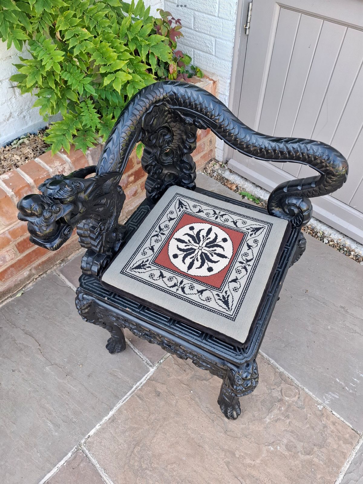 photo furniture Qing Dynasty 19th Century Chinese Dragon Chair
