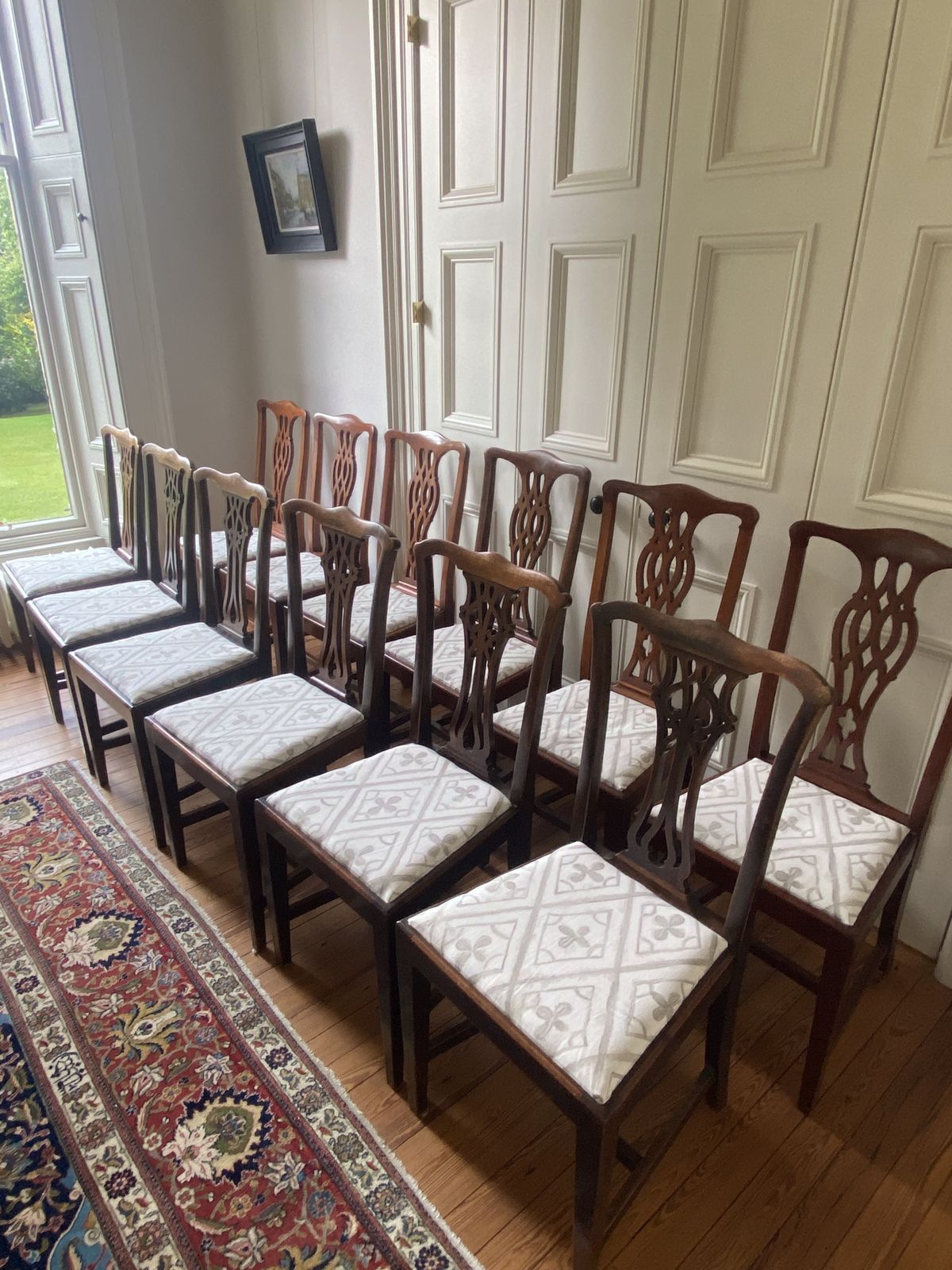 Mahogany Dining Room Table With 12 Chairs photo vinterior