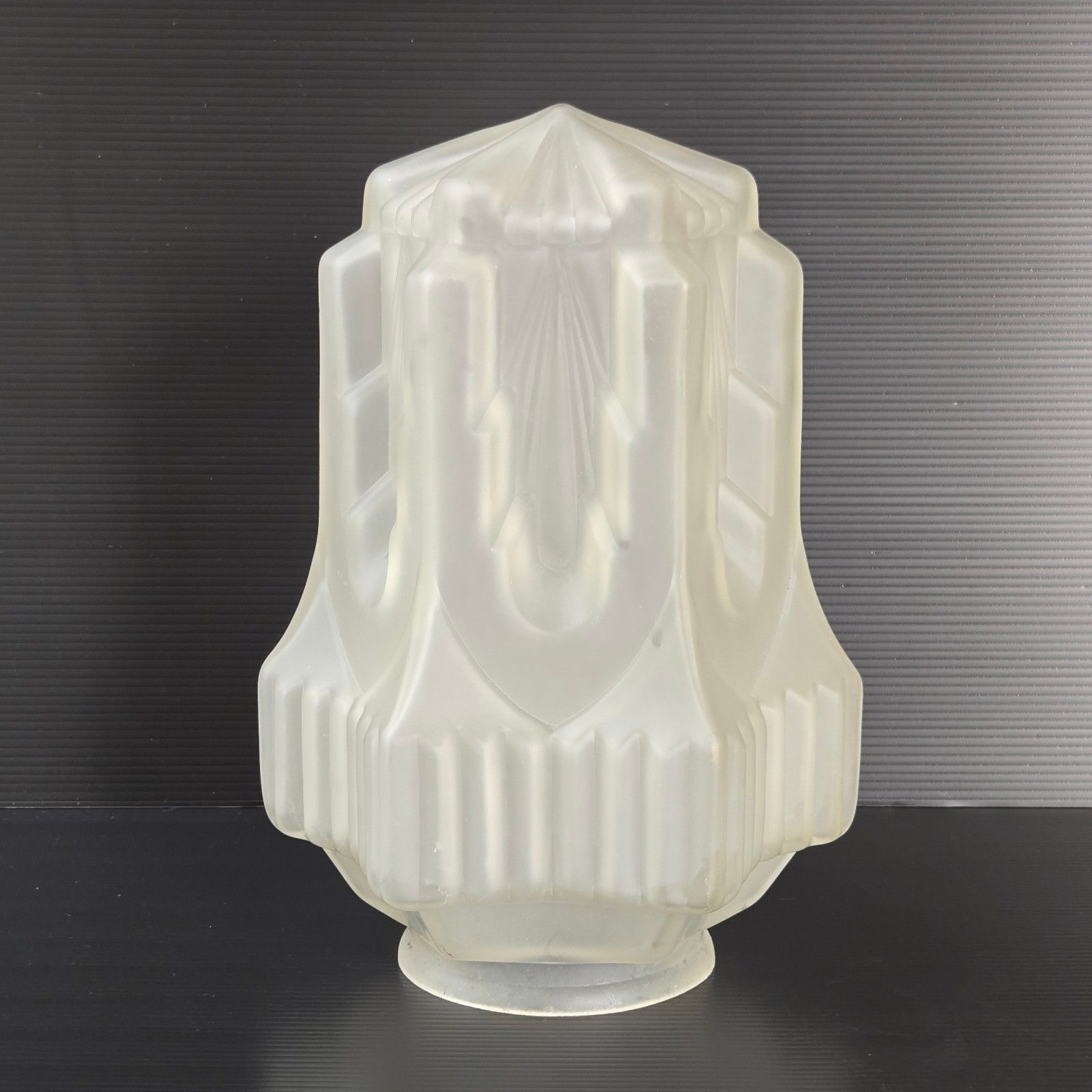 Art Deco 1920 1930 Streamline Skyscraper Opaque Glass Lampshade Globe 20s 30s