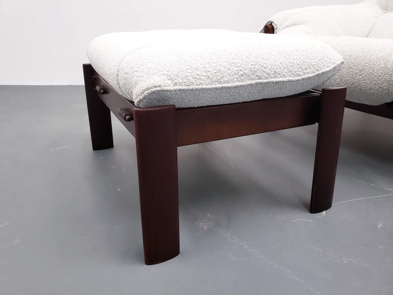 6000.0 Percival Lafer Armchair And Footstool, Model Mp41 In Premium Ivory Boucle photo