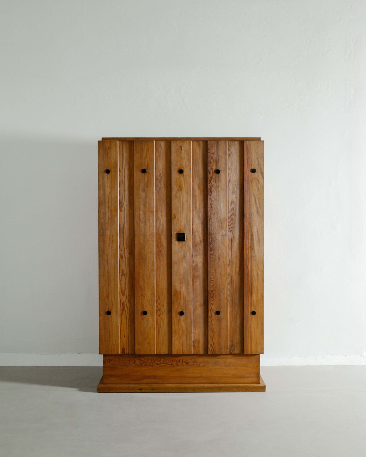 Vintage Swedish Modern Wooden "Lovö" Cabinet In Stained Pine & Iron By Axel Einar Hjorth For Nordiska Kompaniet, 1930s