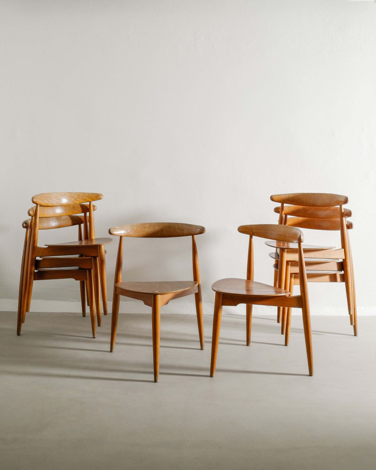 Set Of Eight Danish Mid Century Wooden "Heart" Dining Chairs In Oak & Teak By Hans J Wegner For Fritz Hansen, 1950s
