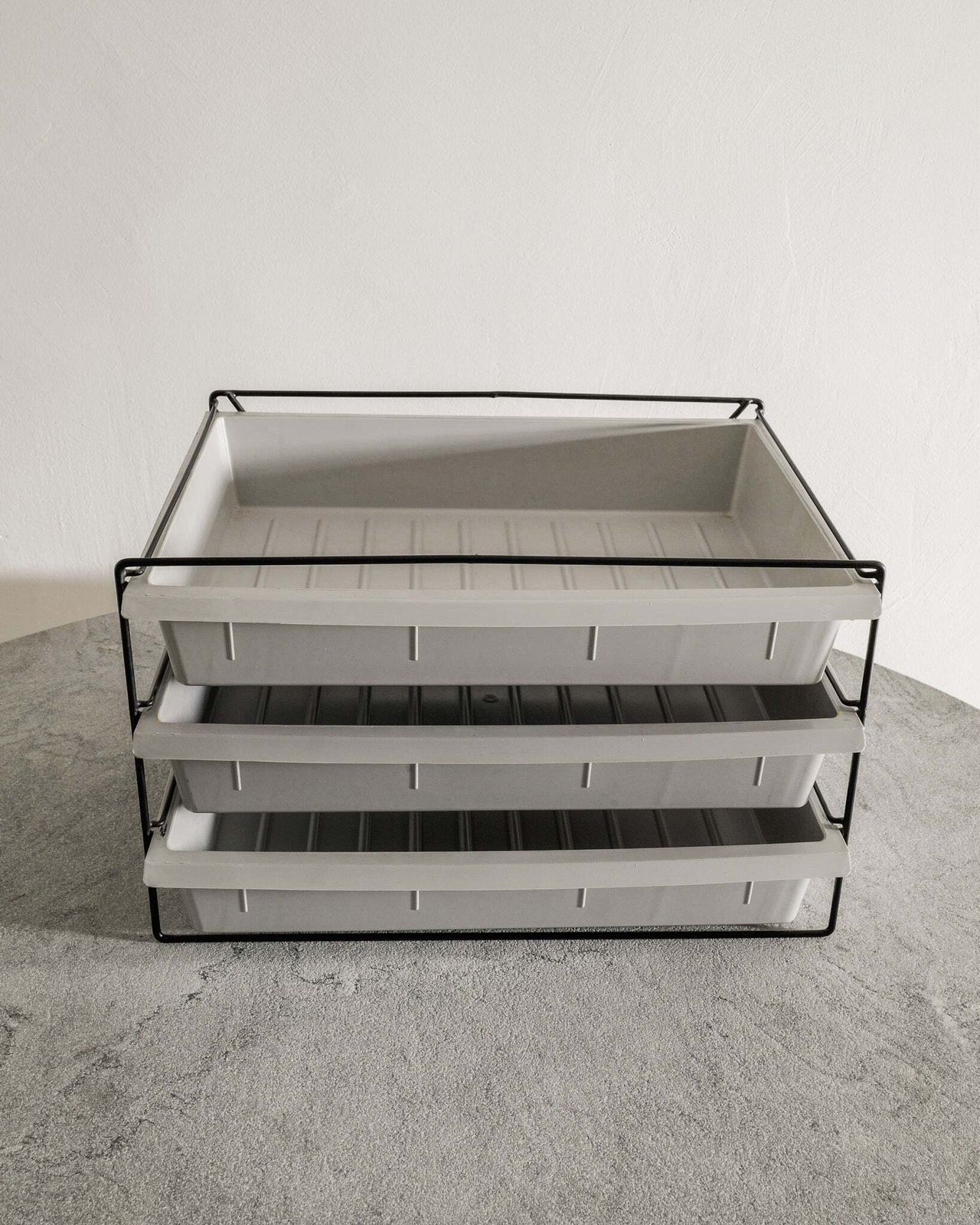 French Mid Century File Magazine Rack In Black Metal & Grey Plastic Drawers By Charlotte Perriand, 1950s photo vinterior