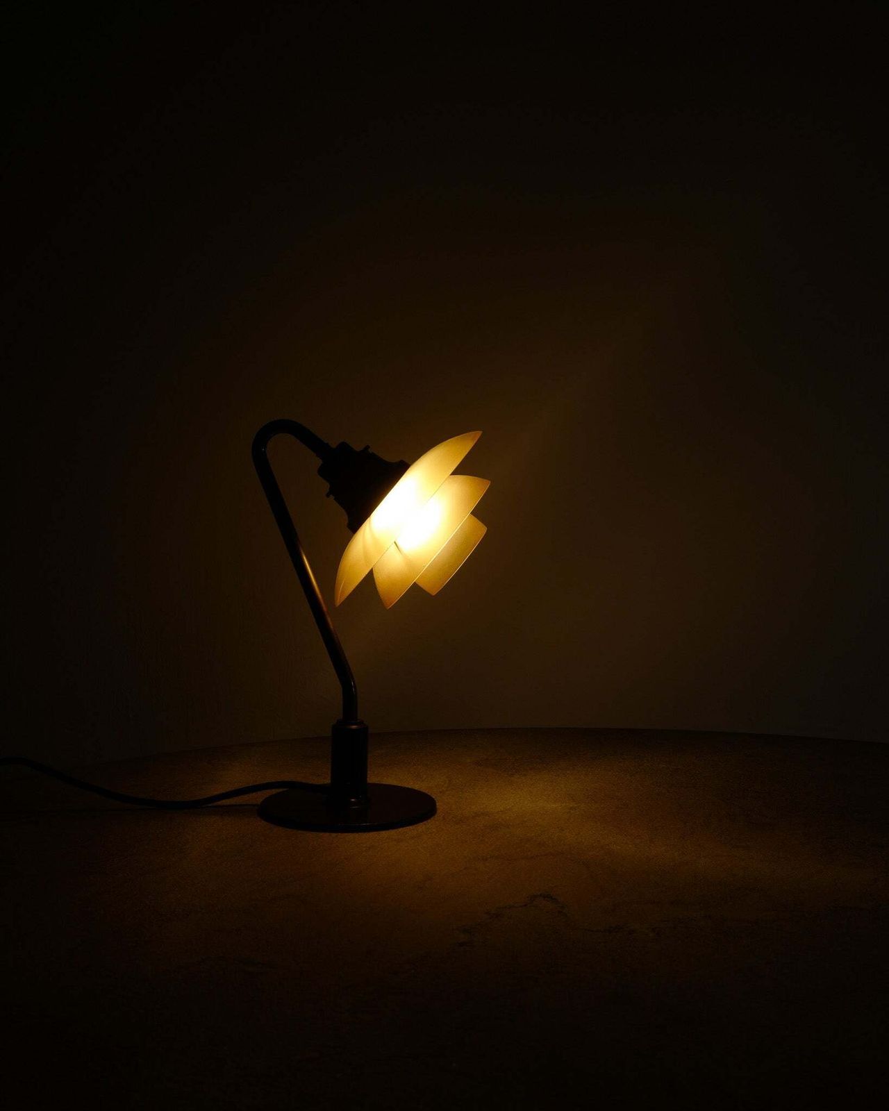 Danish Mid Century Modern Poul Henningsen "Ph 2/2" Table Lamp In Patinated Brass & Yellow Amber Glass, 1930s photo 17500.0
