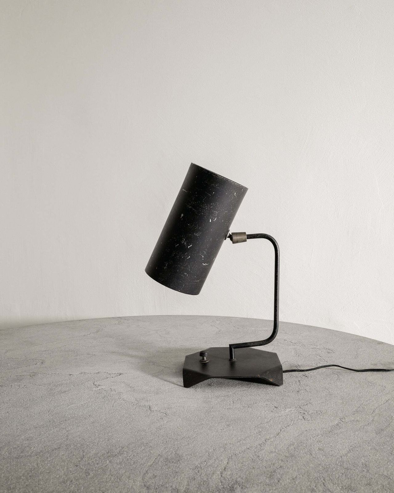 Black French Mid Century Serge Mouille & Isamu Noguchi Table Lamp In Metal & Brass, 1950s