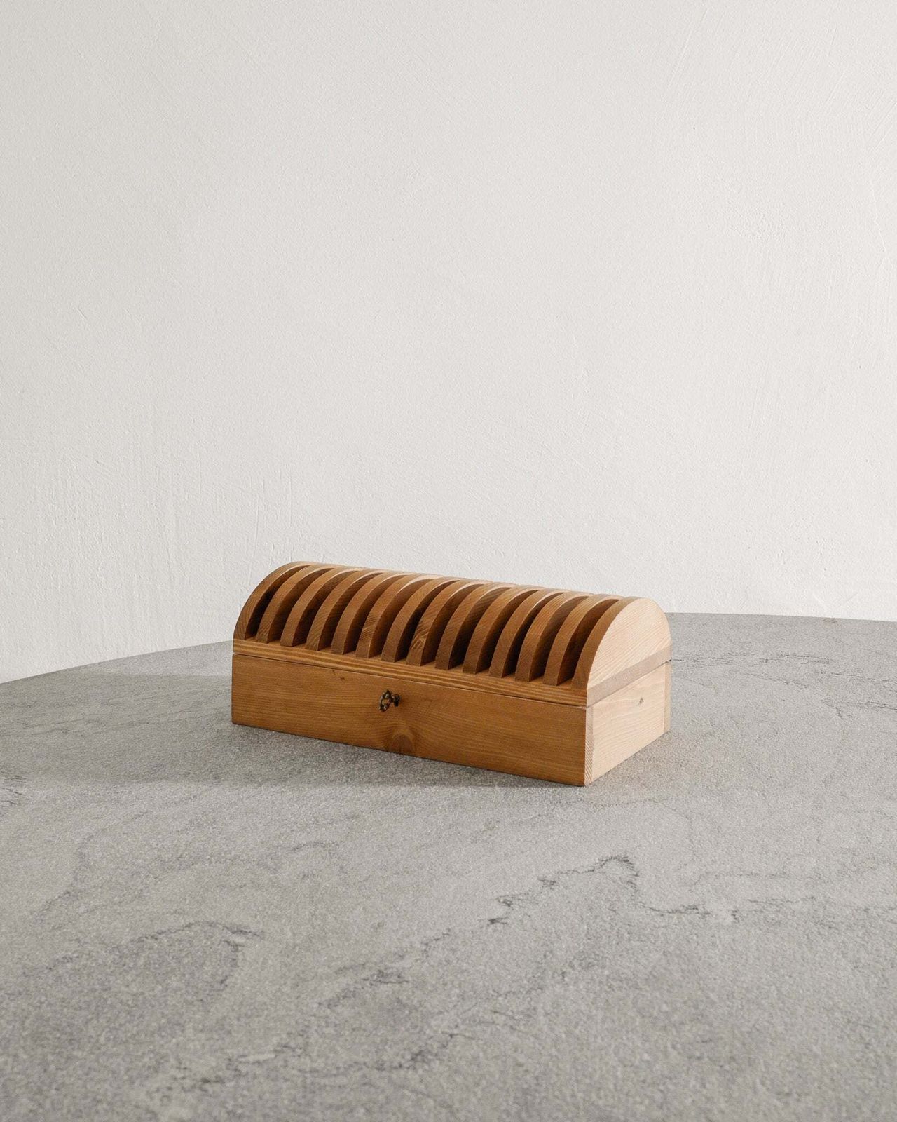 Unique Italian Mid Century Wooden Box In Pine By Mario Ceroli For Poltronova, 1970s