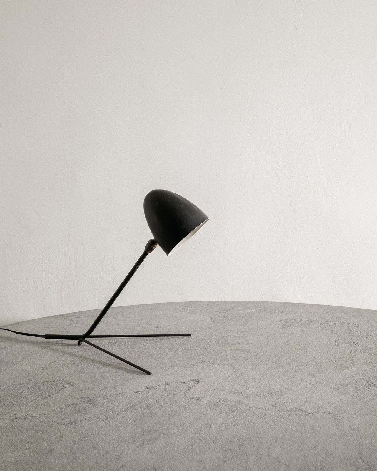Black French Mid Century Serge Mouille "Cocotte" Table Lamp In Metal & Brass, 1950s