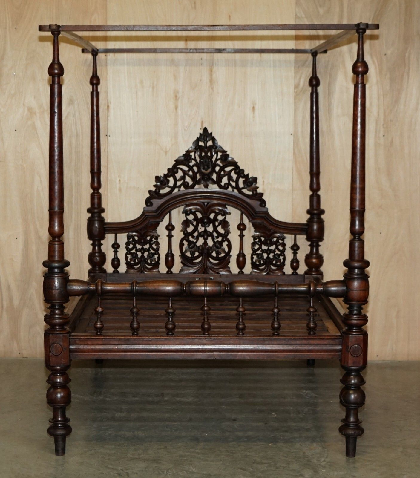 Antique 18th Century Heavily Carved Four Poster Bed Sublime Detail Must See photo furniture