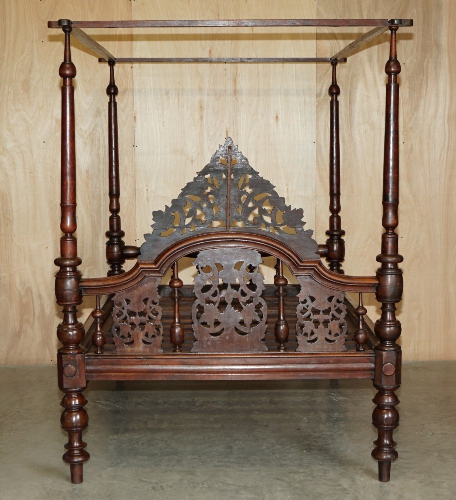 12500.0 Antique 18th Century Heavily Carved Four Poster Bed Sublime Detail Must See photo