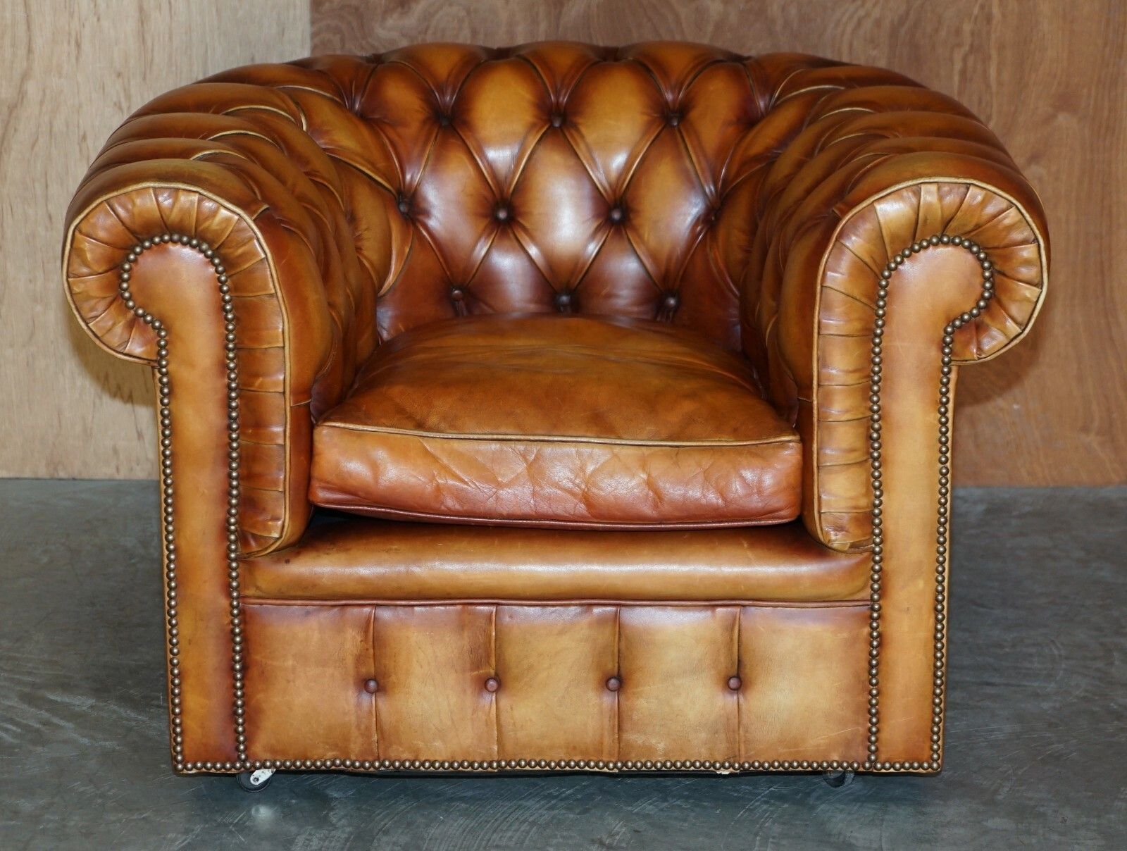 Old Chesterfield Club Three Piece Sofa & Pair Of Armchairs Suite Brown Leather photo Furniture