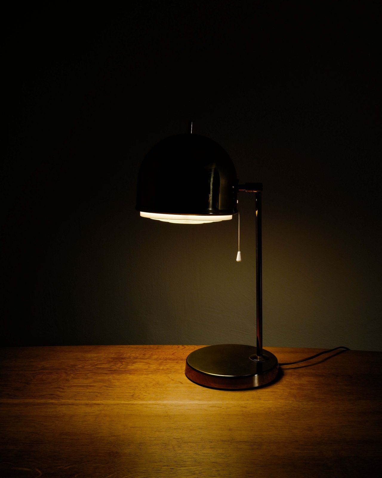 Swedish Mid Century Modern "B 075" Brass Table Lamp By Eje Ahlgren For Bergboms Sweden, 1960s photo Lighting