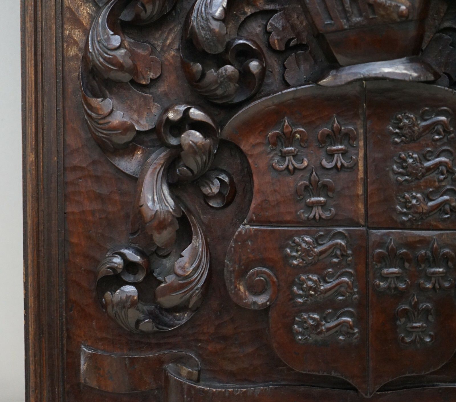 Rare Antique 1405 1603 English Royal Coat Of Arms Armorial Crest Carved Walnut photo buy