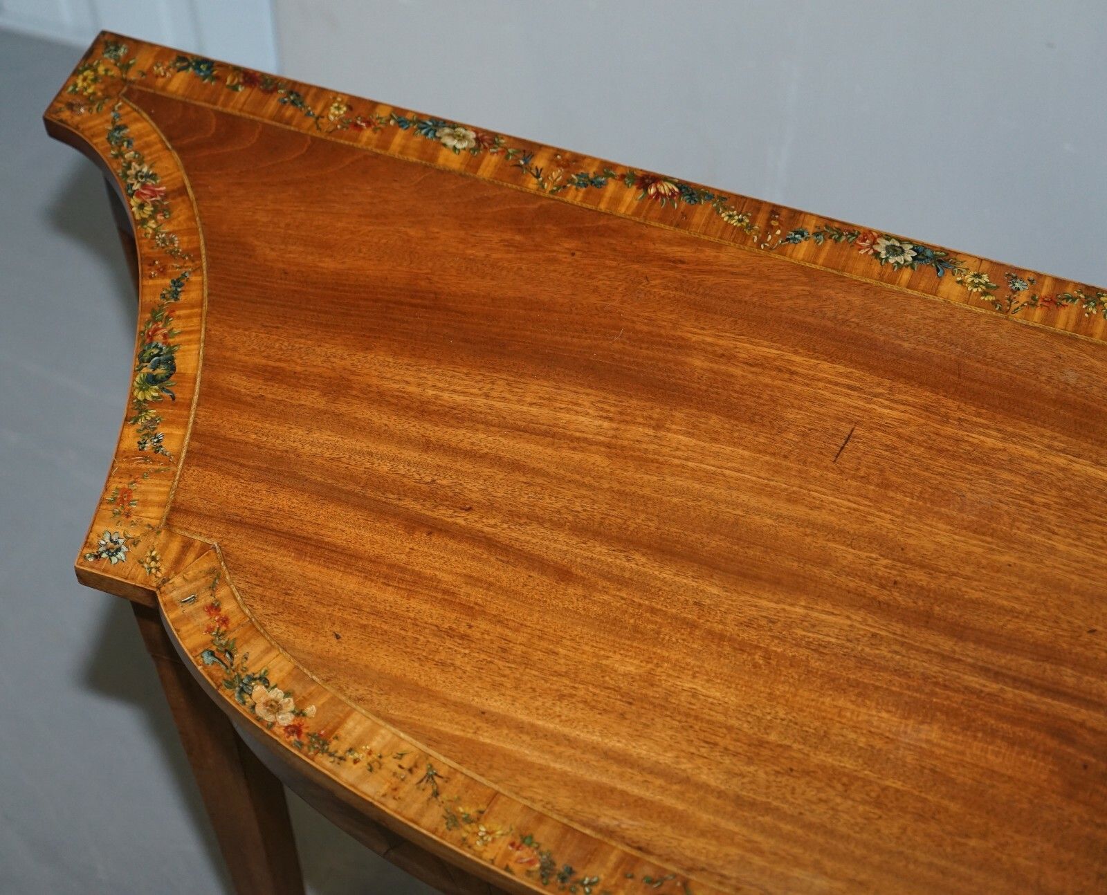 Pair Of George III 1780 Satinwood & Tulip Wood Polychrome Painted Console Tables photo vinterior