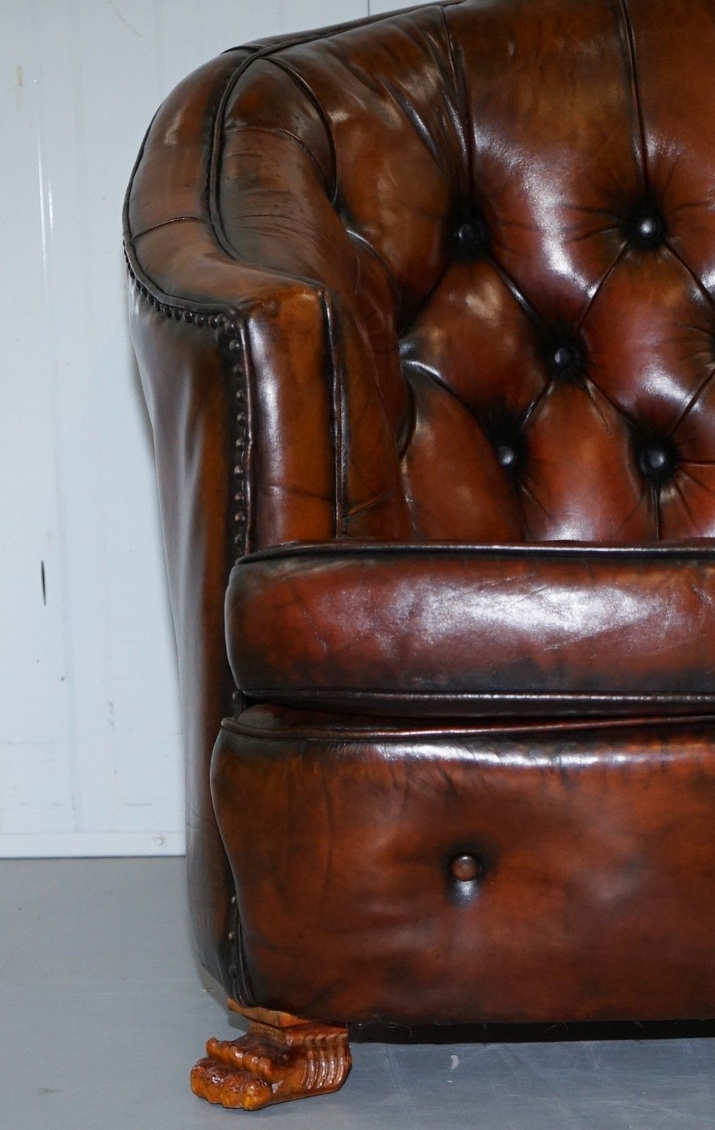 Brown Leather Curved Back Chesterfield Suite Sofa Armchairs Lion Hairy Paw Feet photo Furniture