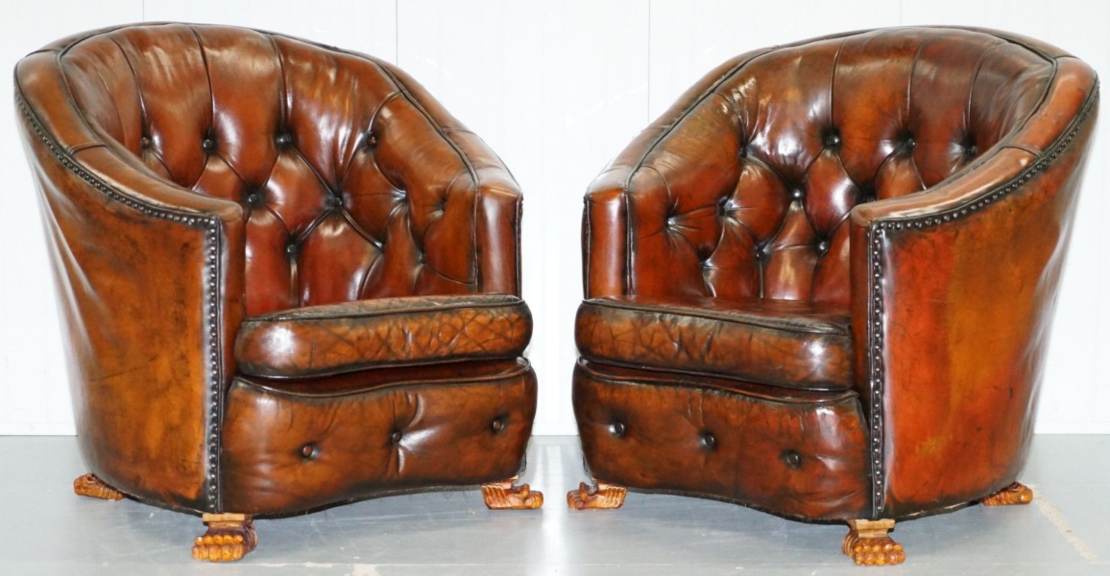 Brown Leather Curved Back Chesterfield Suite Sofa Armchairs Lion Hairy Paw Feet photo vintage