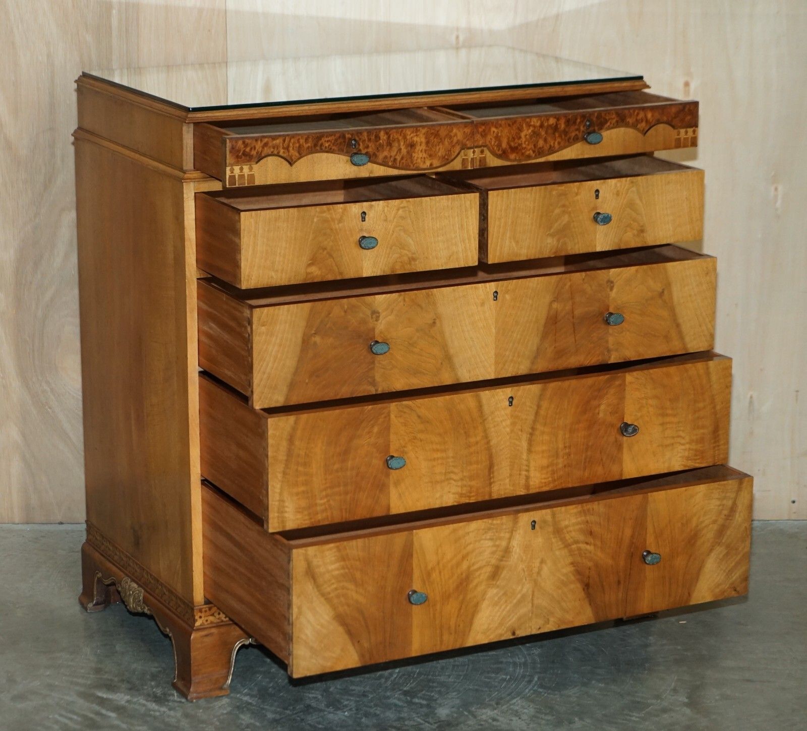 photo buy Finest Quality Waring & Gillow Burr Walnut Chest Of Drawers Part Of A Suite