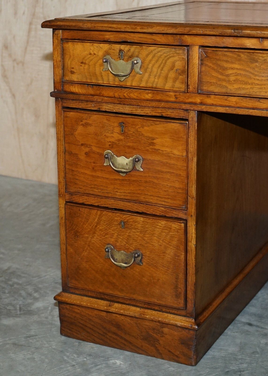 photo furniture Stunning Restored Circa 1800 Georgian Oak & Brown Leather Partners Pedestal Desk
