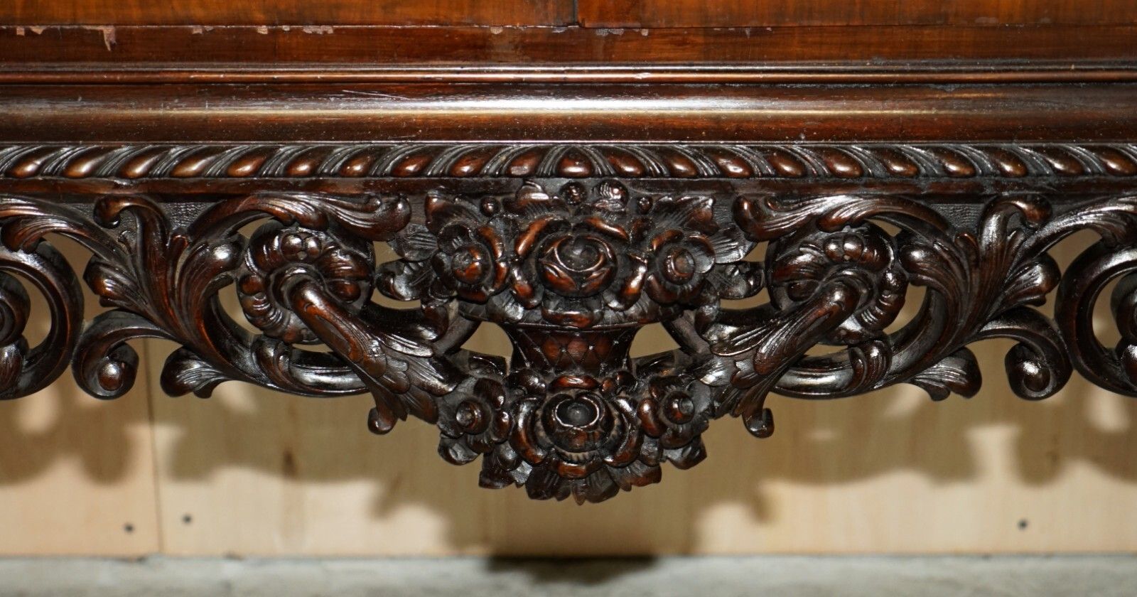 Antique Burr Walnut Lion Hairy Paw Feet Drinks Cabinet William & Mary Style photo vintage