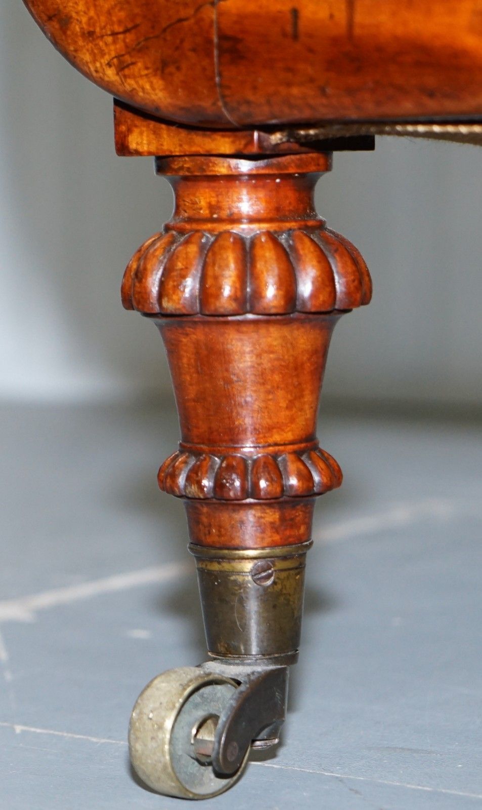 Regency Chesterfield Bordeaux Leather Porters Attributed To Gillows Lancaster photo vintage