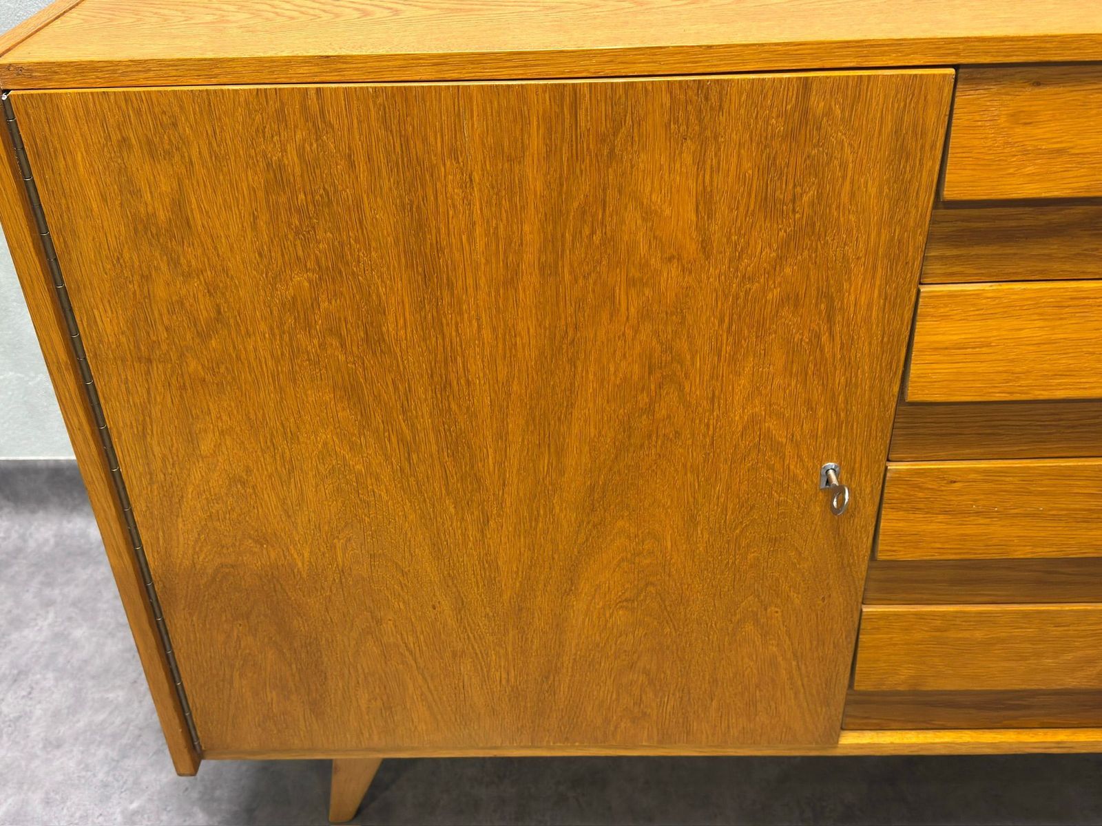 Sideboard U‑458, Czechoslovakia, 1960s – Very Good Original Condition photo for sale