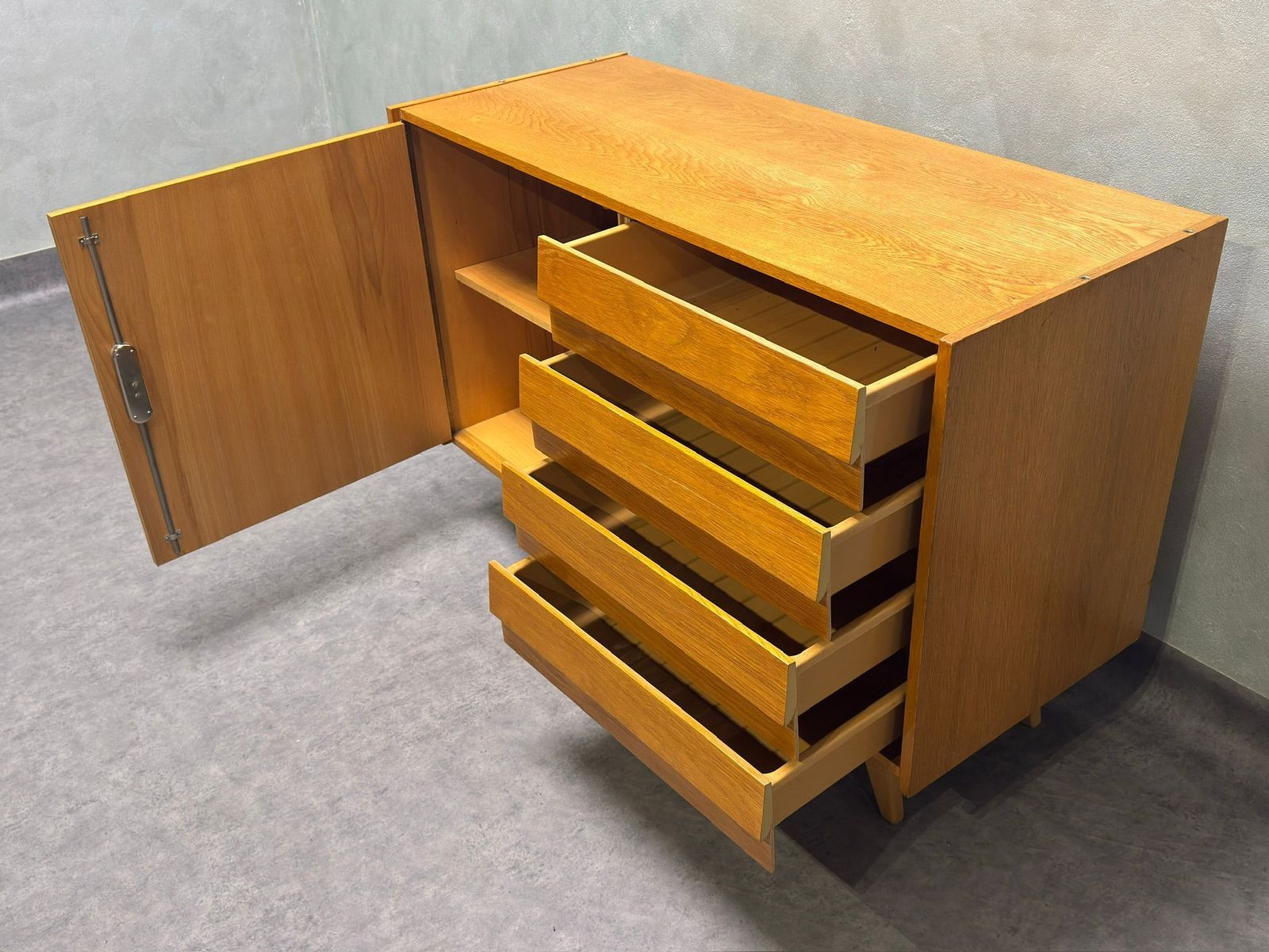 Sideboard U‑458, Czechoslovakia, 1960s – Very Good Original Condition photo 768.0