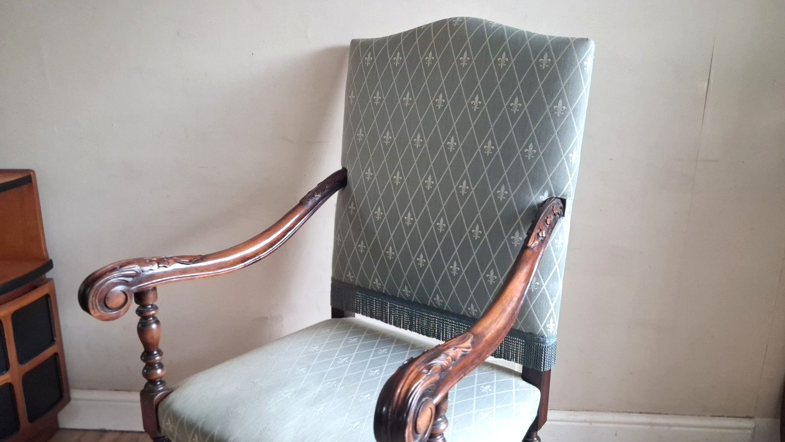 Superb French 19th Century Walnut Baroque Carved Armchair photo for sale