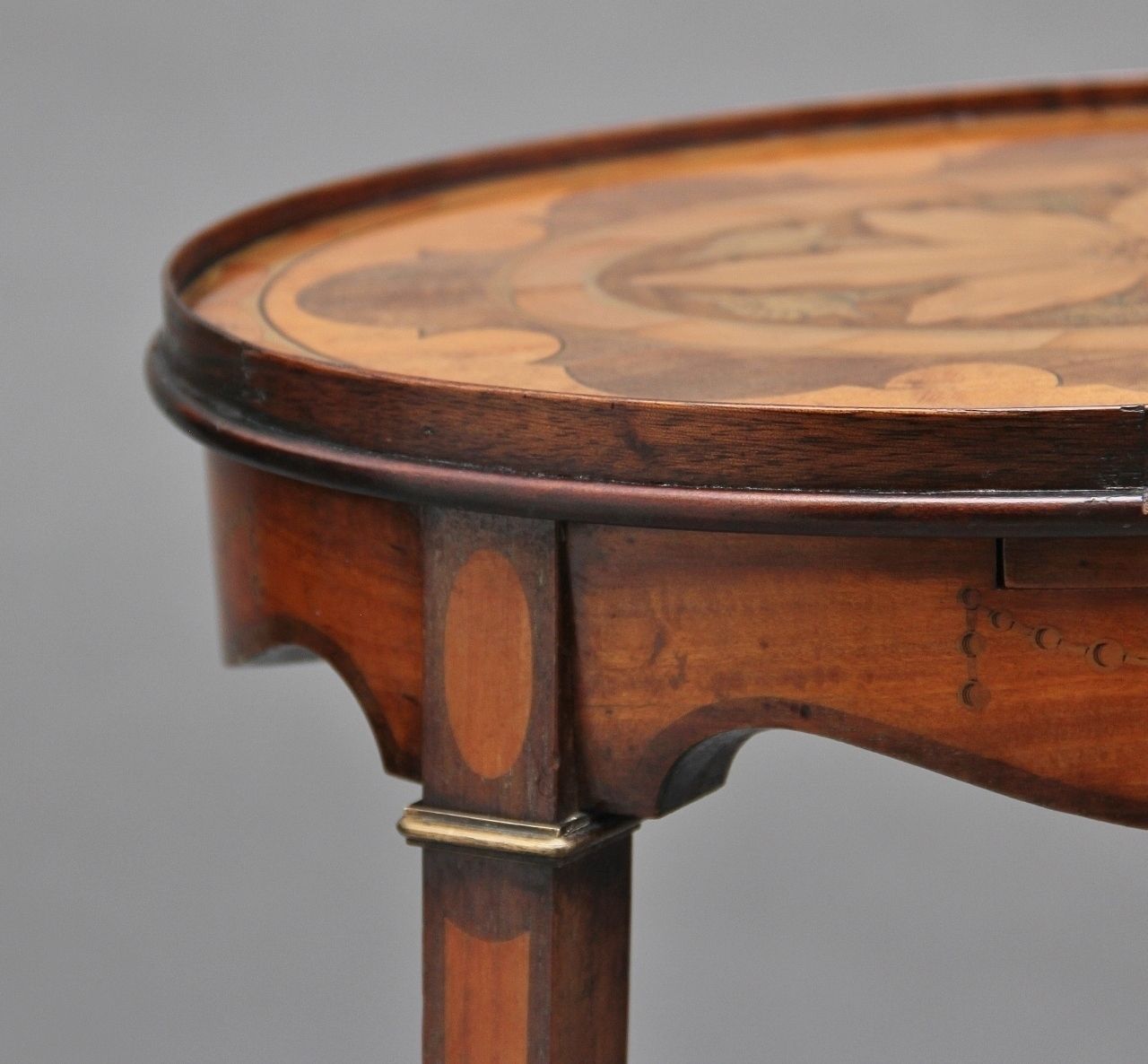 3550.0 Pair Of Sheraton Revival Mahogany And Inlaid Urn Stands photo