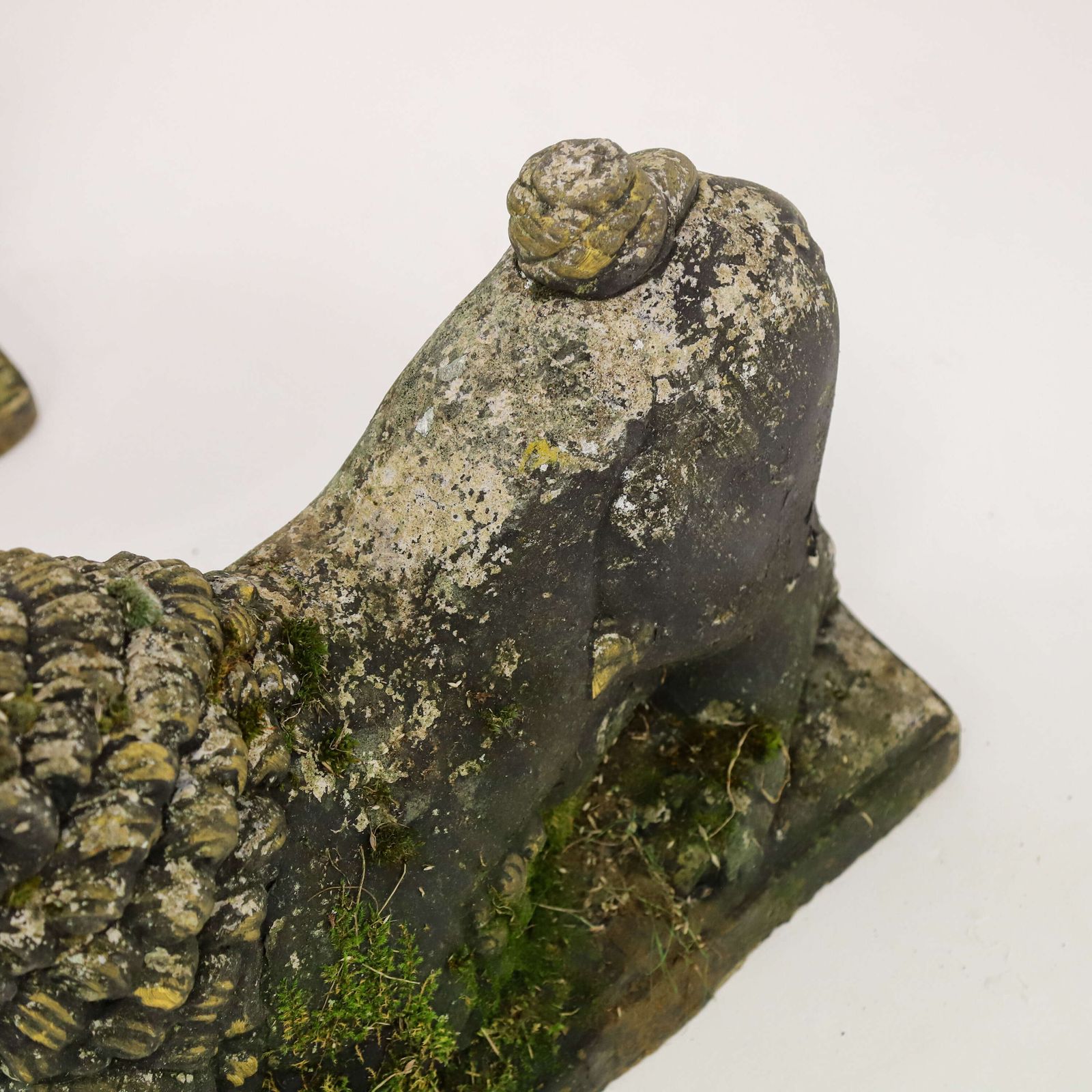 Pair Of Decorative Garden Ornament Lions With Rams Heads In Old Paint photo vintage