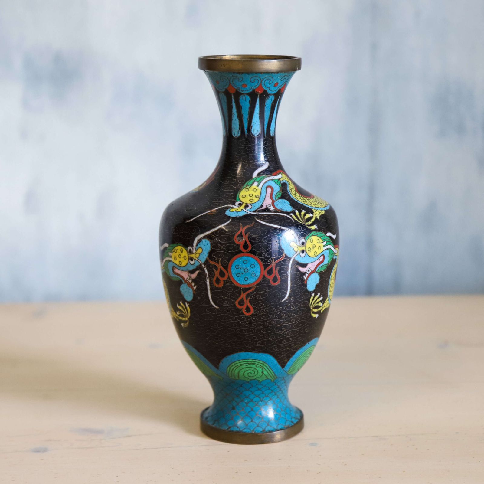 Decorative Antique Japanese Cloisonné Vase With A Dragon & Turquoise Enamelling photo furniture
