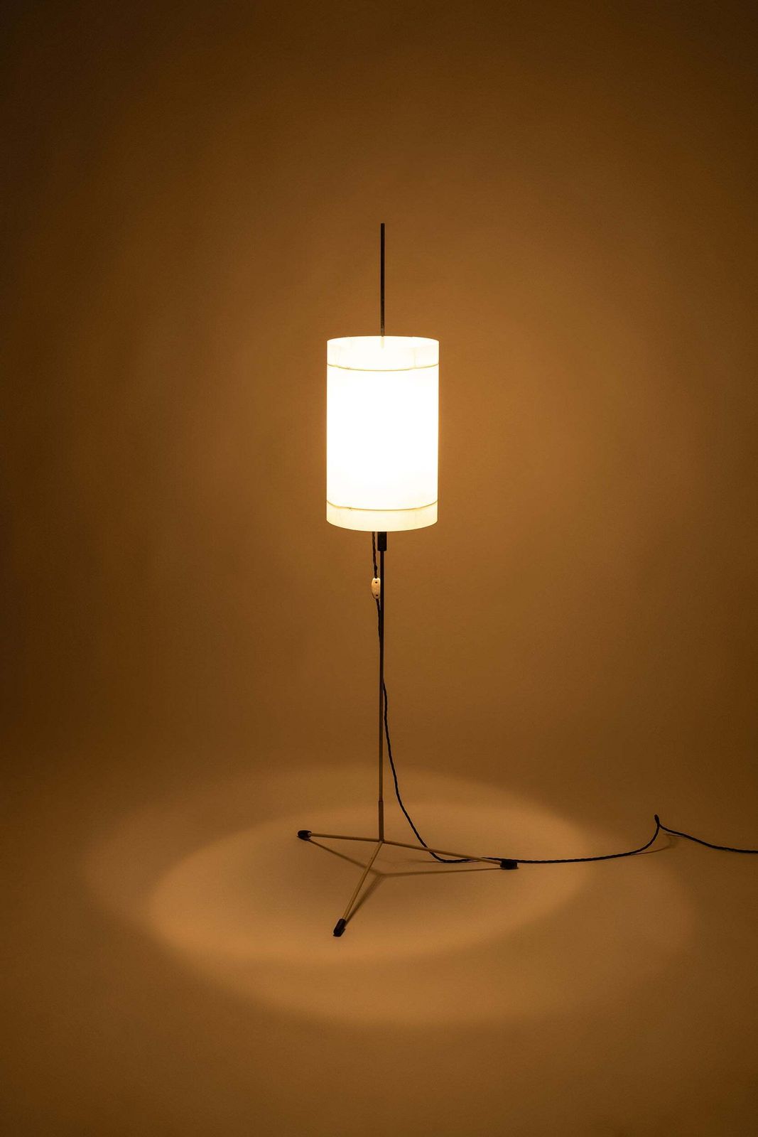 Ruser & Kuntner, Knoll International, Floor Lamp, 60s photo furniture