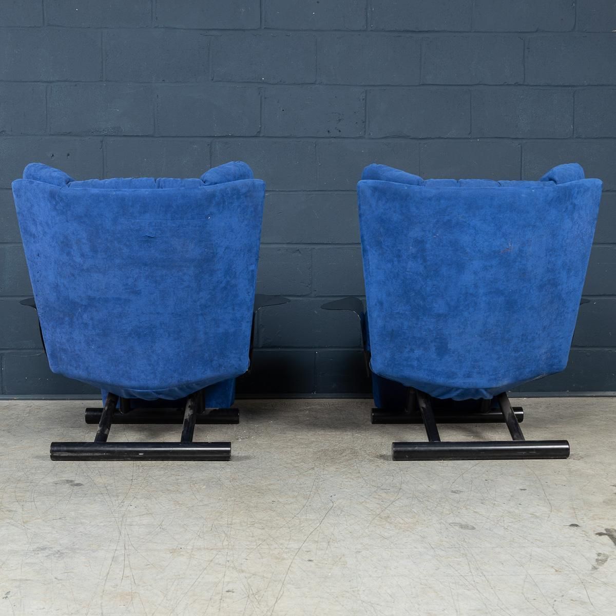 20thc Italian Pair Of Blue Alcantara Leather Reclining Armchairs By Cinova C1980 photo 1524.0