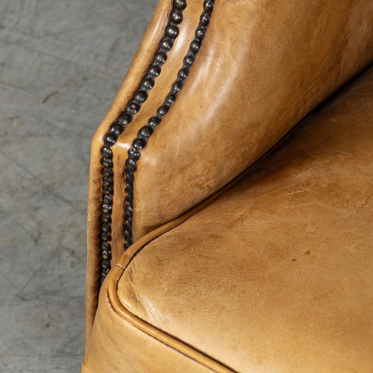 photo vinterior Vintage 20th Century Dutch Sheepskin Leather Sofa