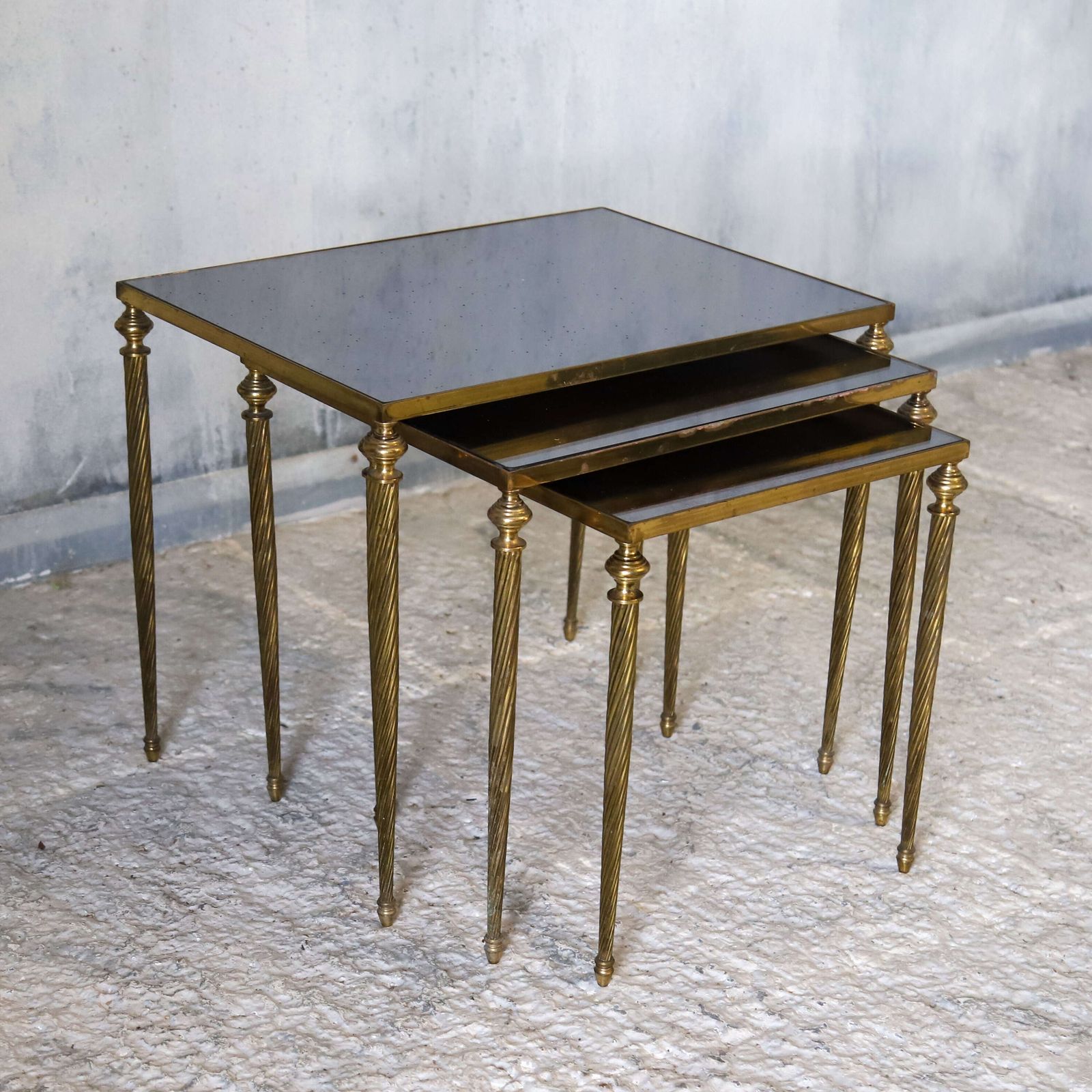 1950s English Nest Of Three Brass Tables With Mirrored Glass Tops photo for sale