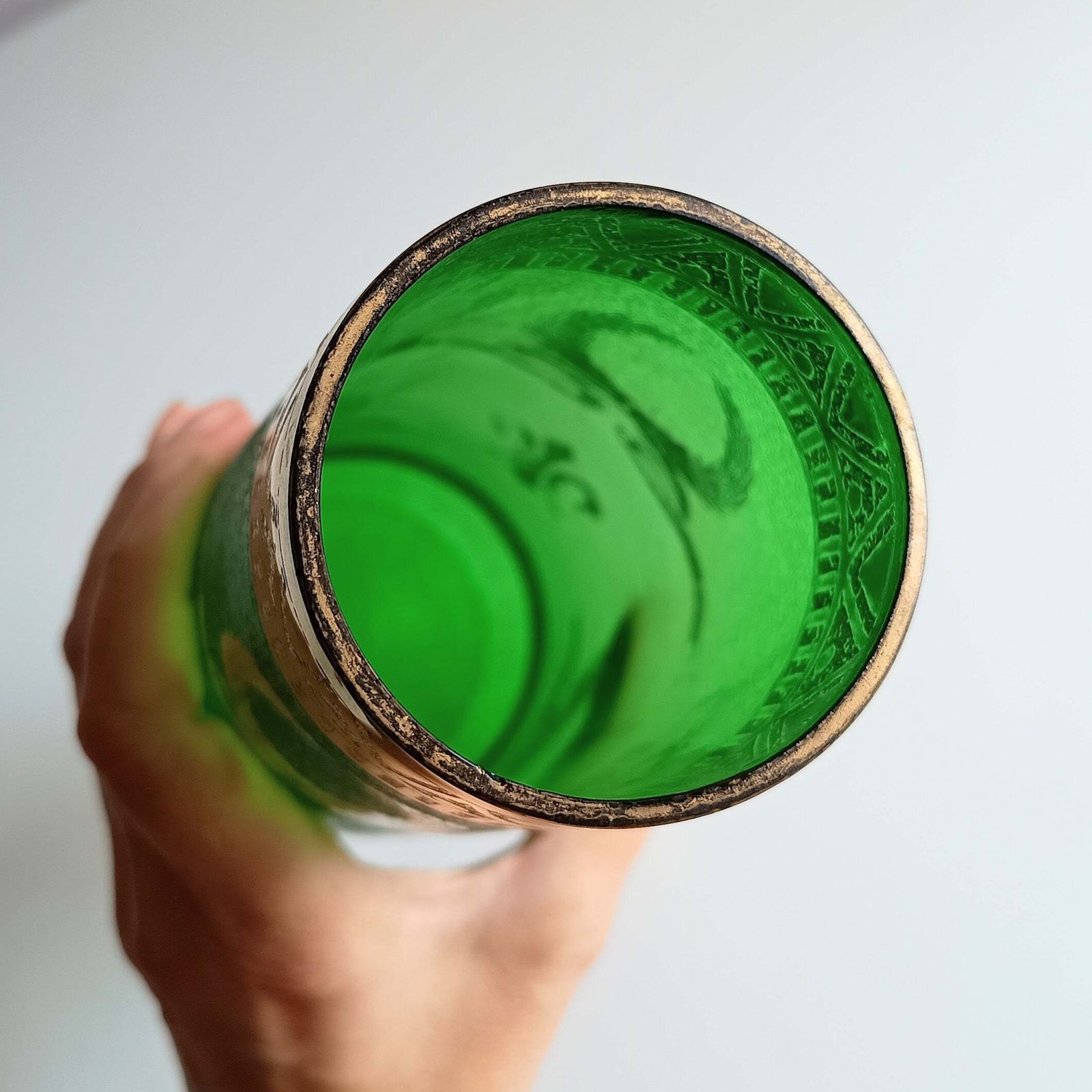 photo furniture Art Nouveau Emerald Or Nile Green Glass Vase, Acid Etched, Legras Montjoyes C. 1880s