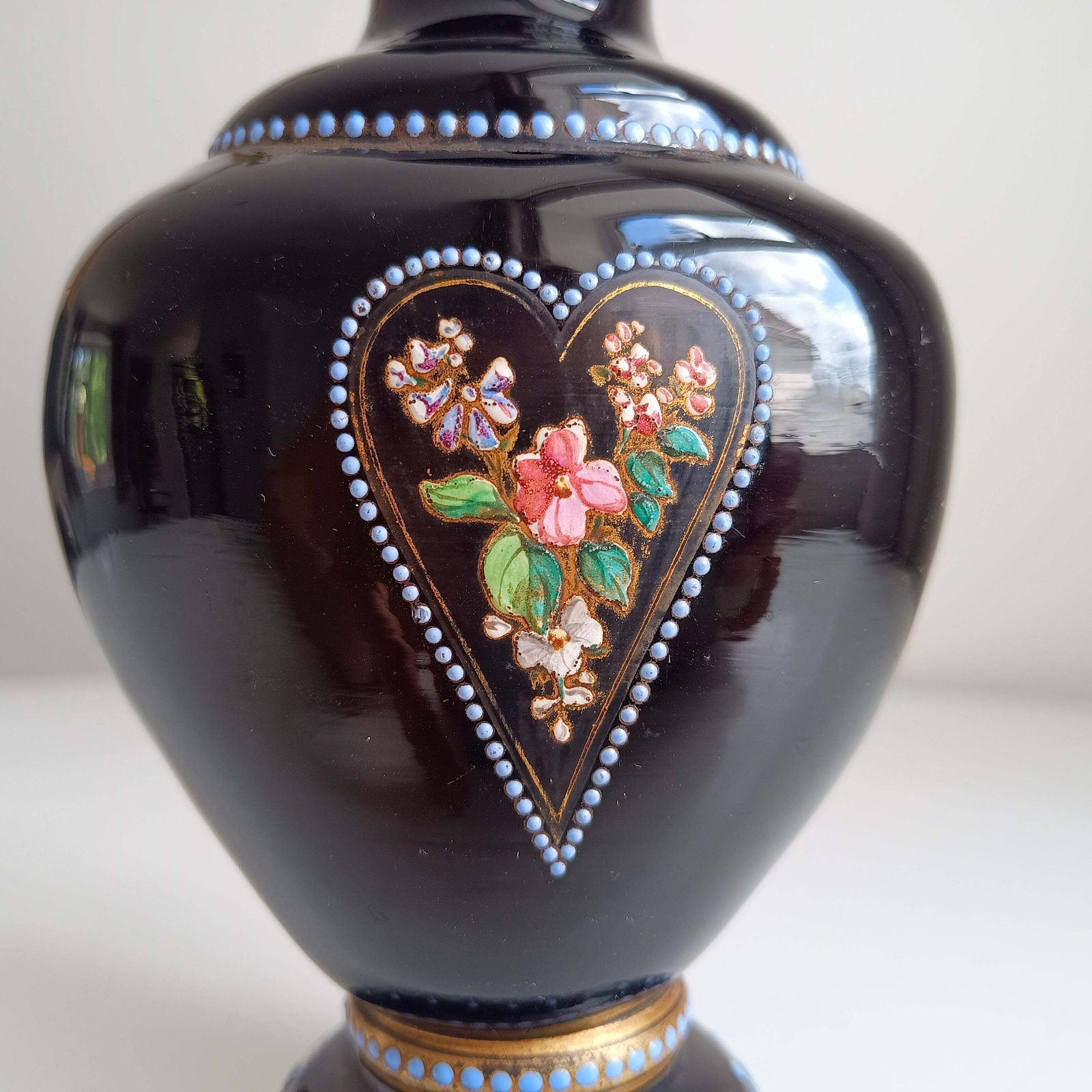 Rare Antique French Enamelled Black Glass Vase — Attributed To Legras Or Mont Joye, Neo Grec Belle époque 1885–1900 photo vintage