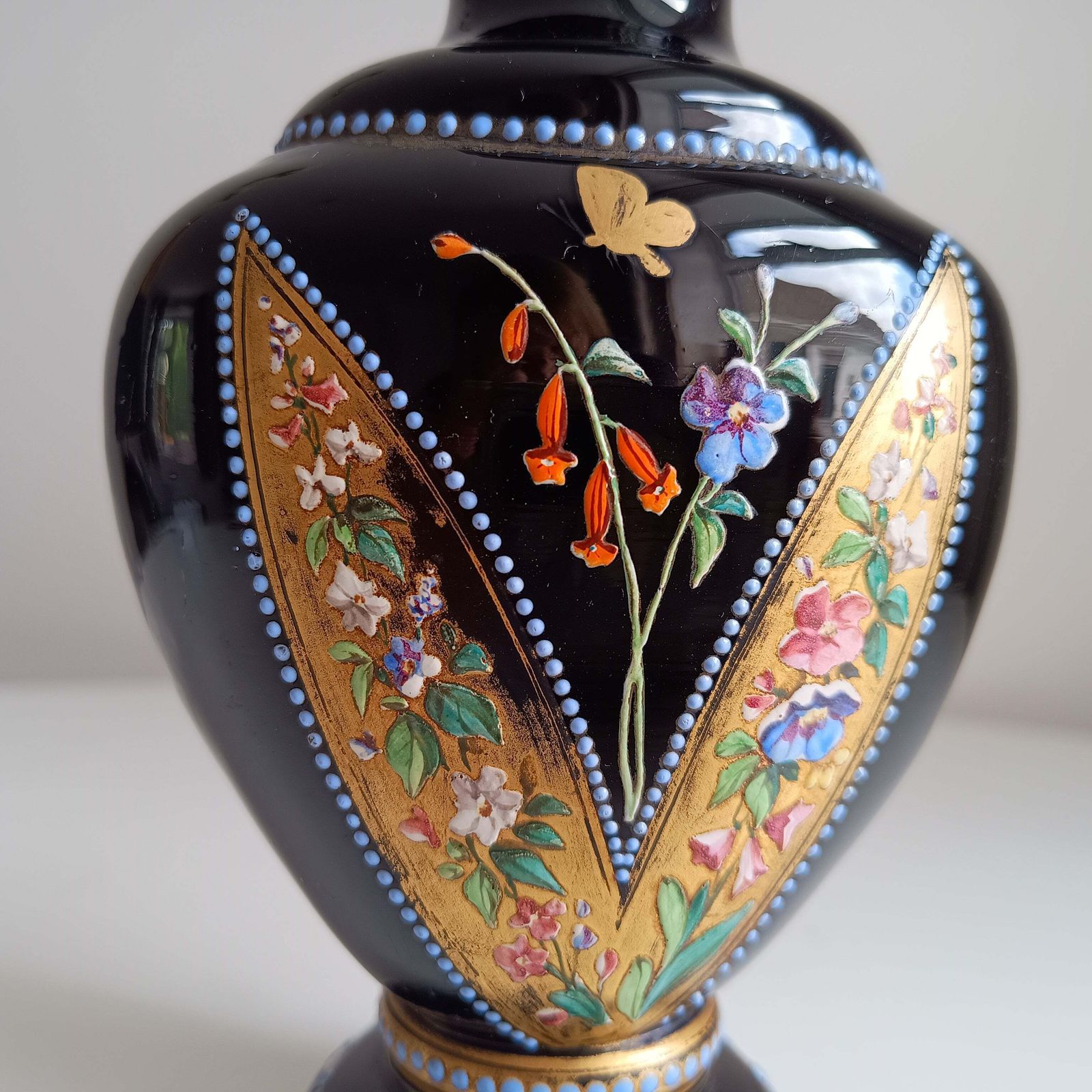 photo furniture Rare Antique French Enamelled Black Glass Vase — Attributed To Legras Or Mont Joye, Neo Grec Belle époque 1885–1900