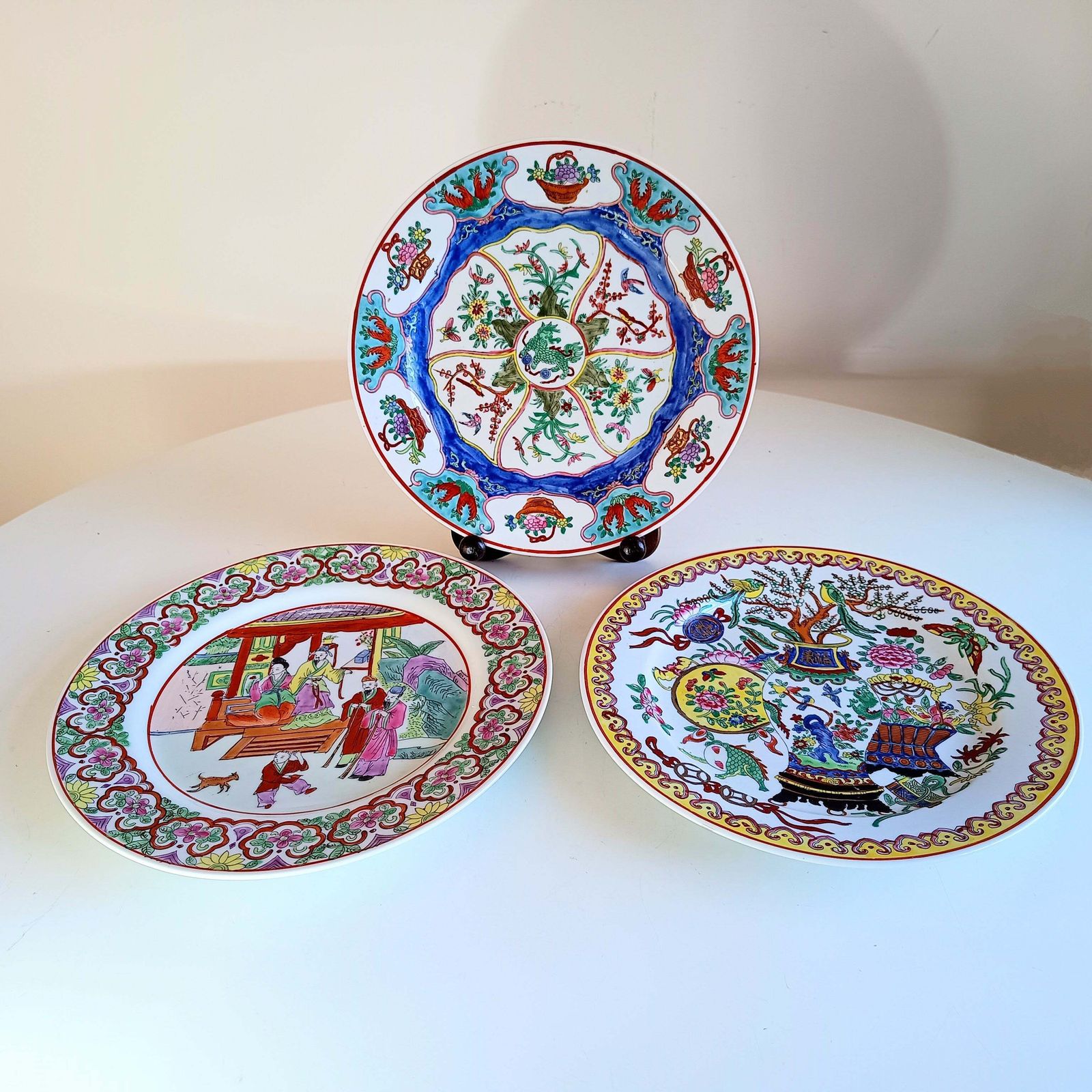 Midcentury Vintage Hand Painted Decorative Plates Pseudo Qianlong Mark Zhi Famille Rose Medallion: Dragon, Family Scene And Vase, C 1960s
