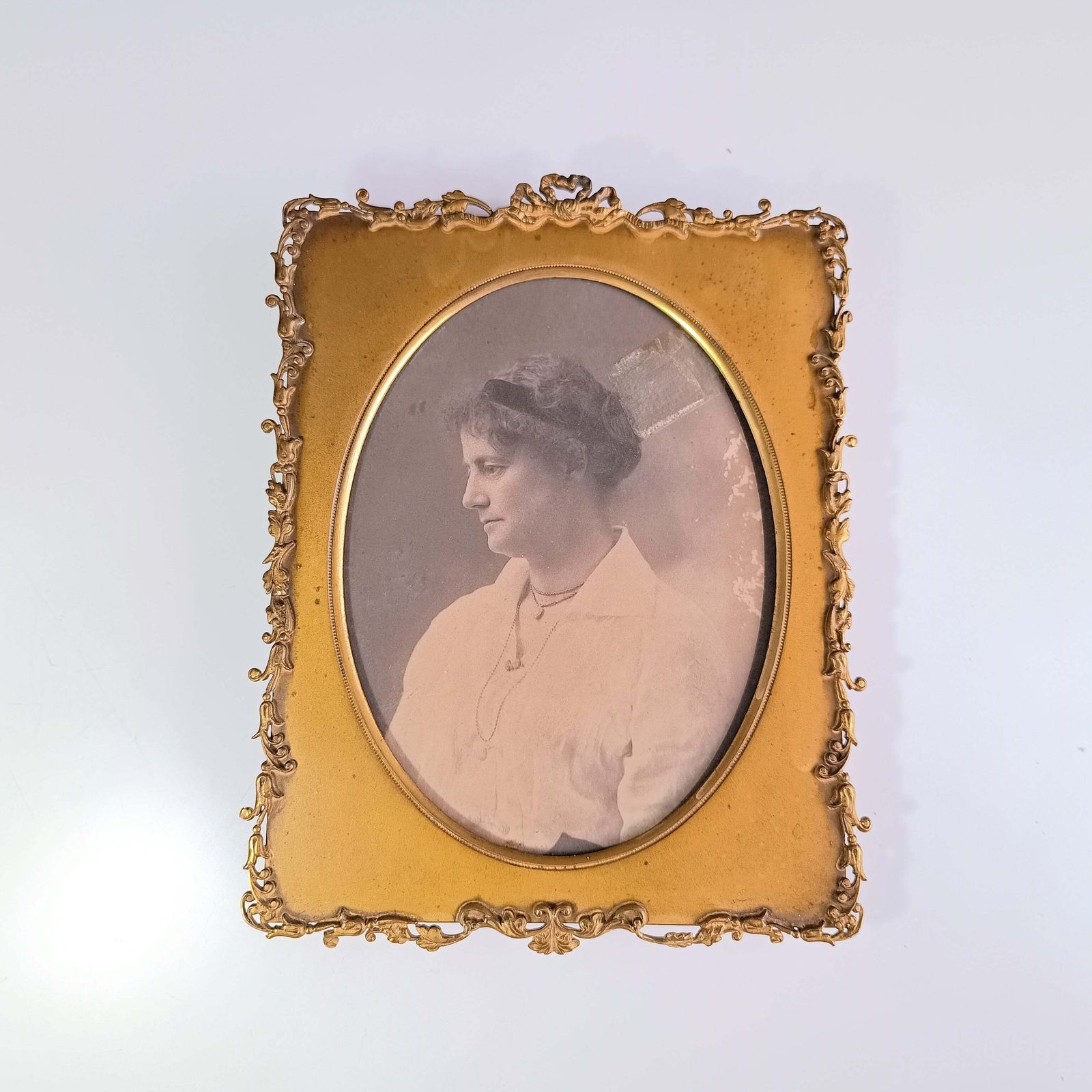 Antique French Gilt Brass Picture Frame With 1900 Photographic Portrait Of An Edwardian Lady – Velvet Back And Dore Bronze Easel Stand photo Home Decor